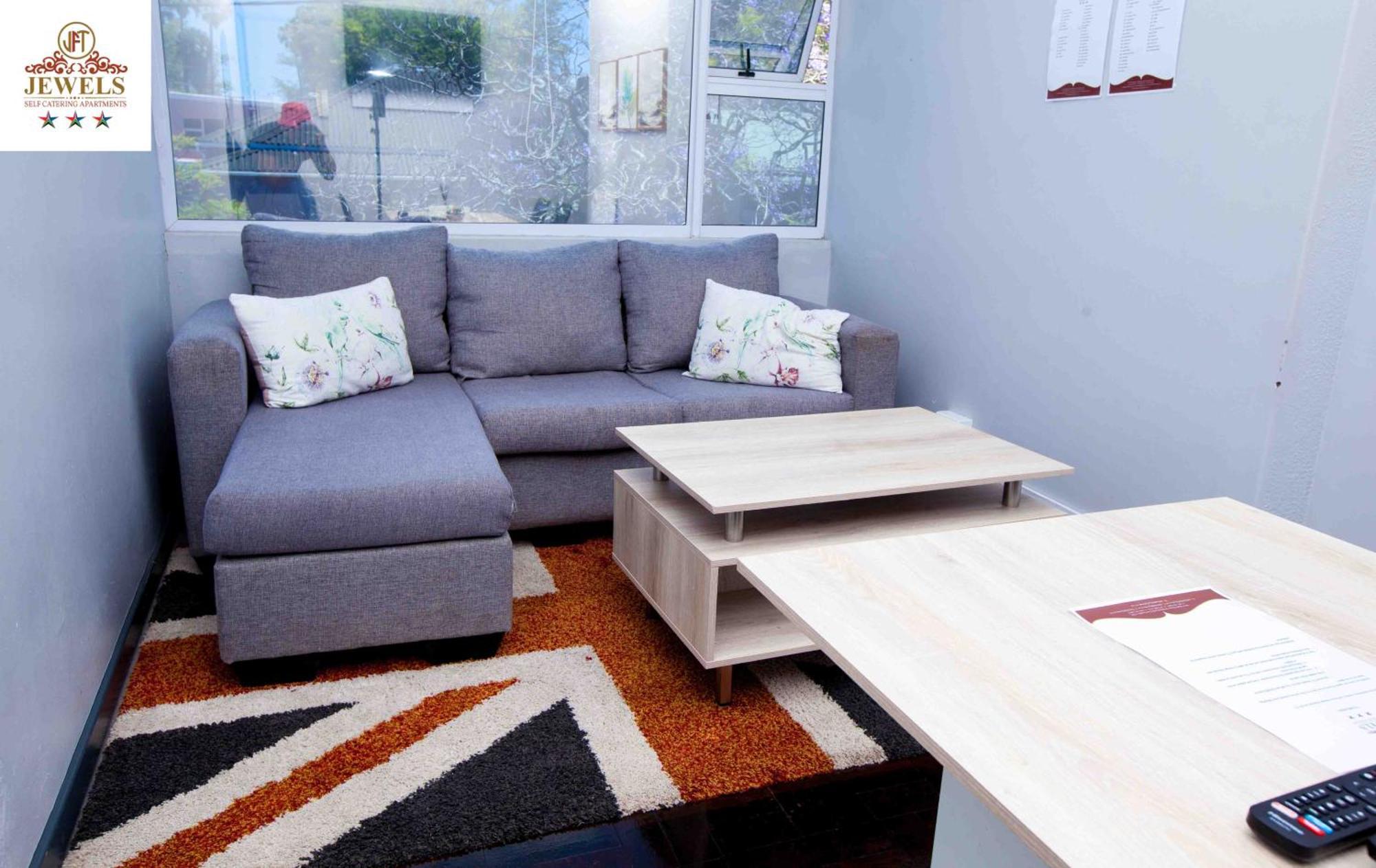 Jft Self Catering Units Bed & Breakfast East London Eksteriør bilde