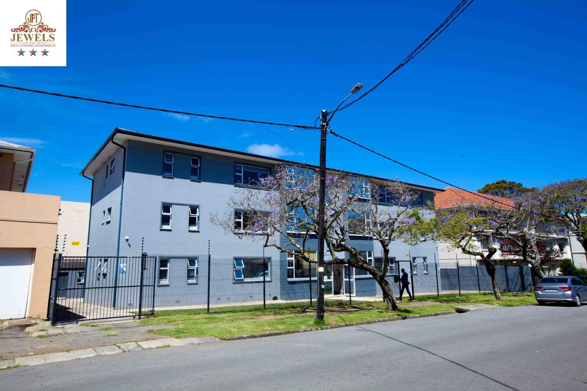 Jft Self Catering Units Bed & Breakfast East London Eksteriør bilde